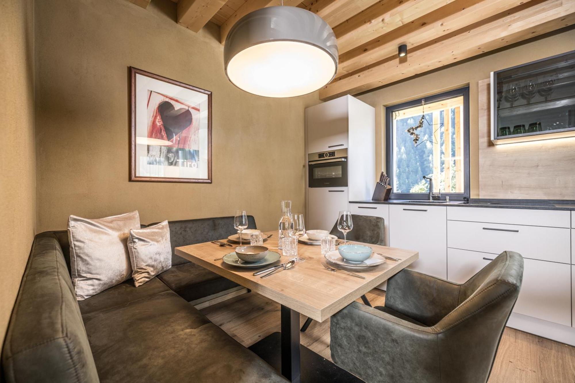 Natur Zeit - Alpine Garden Apartments Майерхофен Екстериор снимка