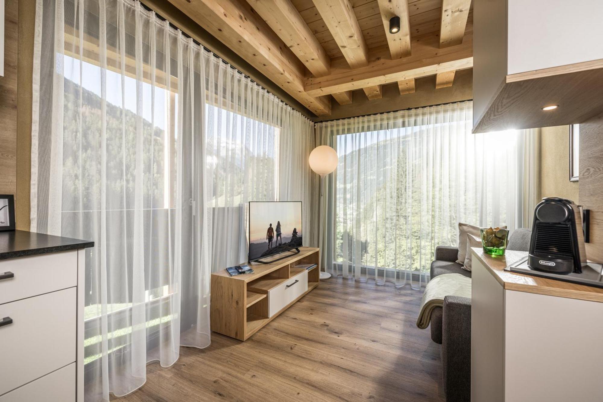 Natur Zeit - Alpine Garden Apartments Майерхофен Екстериор снимка