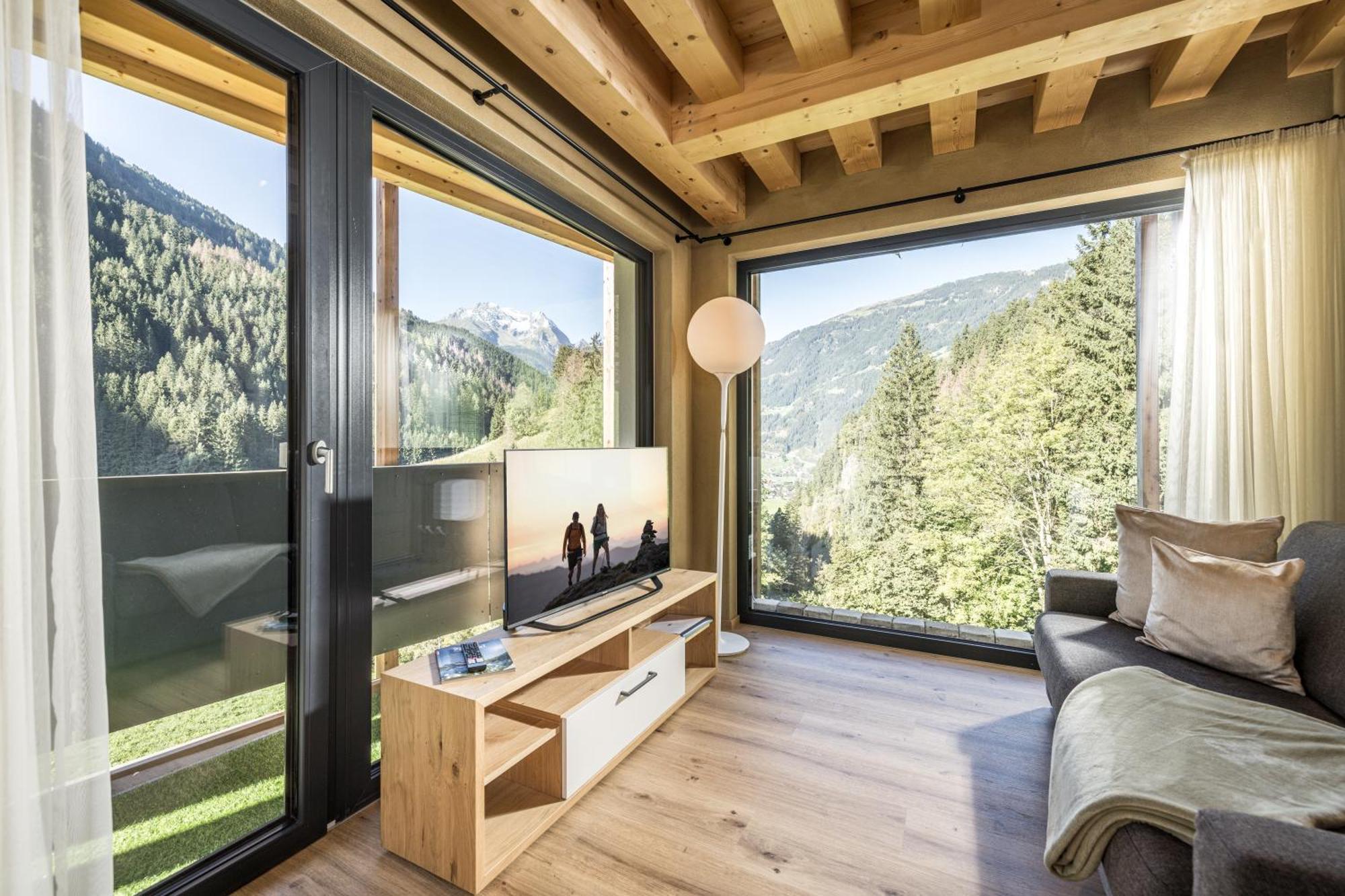 Natur Zeit - Alpine Garden Apartments Майерхофен Екстериор снимка